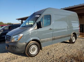  Salvage Mercedes-Benz Sprinter