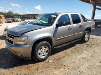  Salvage Chevrolet Avalanche