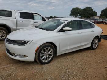  Salvage Chrysler 200