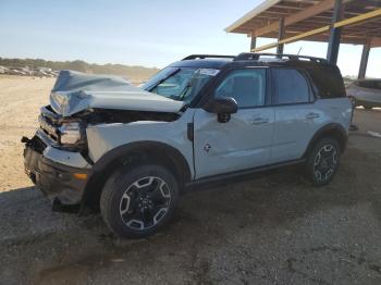  Salvage Ford Bronco