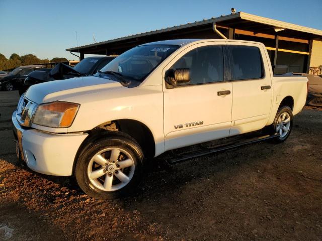  Salvage Nissan Titan