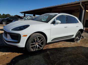  Salvage Porsche Macan Base