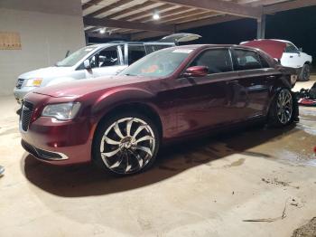  Salvage Chrysler 300