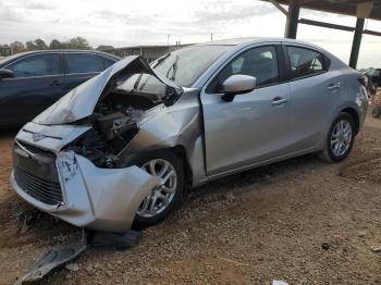  Salvage Toyota Yaris