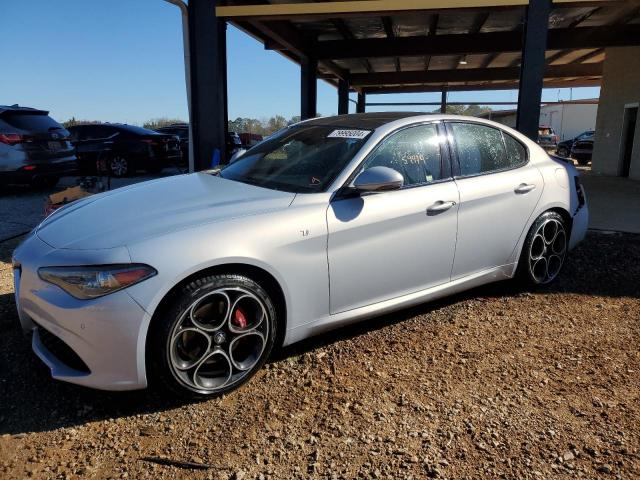  Salvage Alfa Romeo Giulia Sup