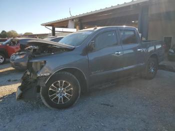  Salvage Nissan Titan