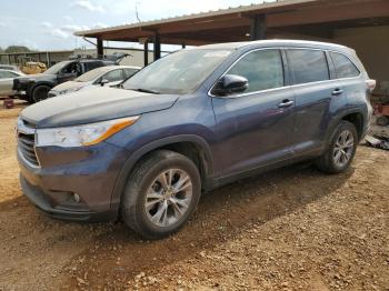  Salvage Toyota Highlander