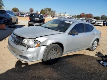  Salvage Dodge Avenger