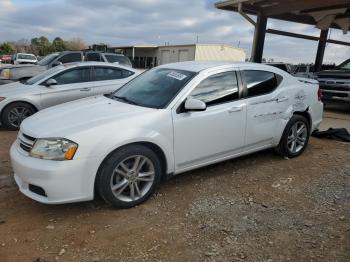  Salvage Dodge Avenger