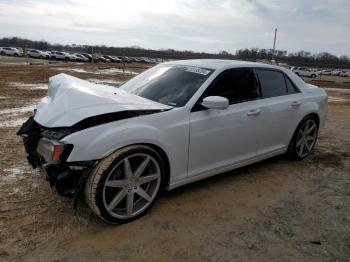  Salvage Chrysler 300