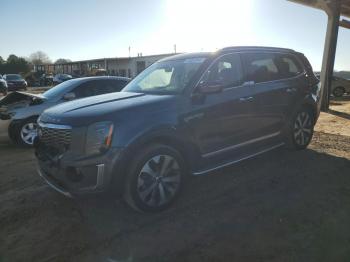  Salvage Kia Telluride