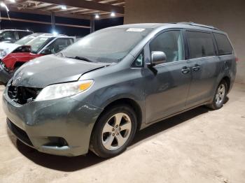  Salvage Toyota Sienna