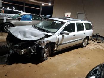  Salvage Volvo V70