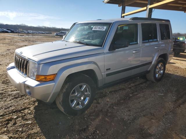  Salvage Jeep Commander