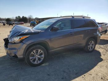  Salvage Toyota Highlander