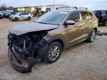  Salvage Hyundai TUCSON