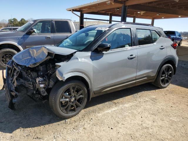  Salvage Nissan Kicks