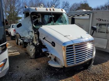  Salvage Freightliner Cascaia125