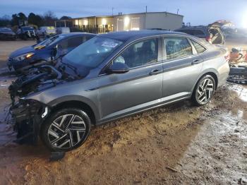  Salvage Volkswagen Jetta