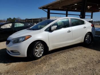  Salvage Kia Forte