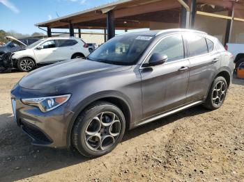  Salvage Alfa Romeo Stelvio