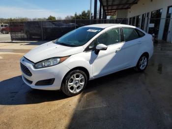  Salvage Ford Fiesta