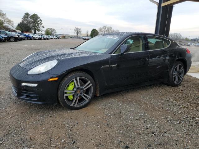  Salvage Porsche Panamera