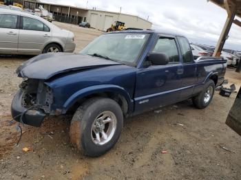  Salvage Chevrolet S-10