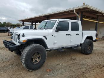  Salvage Jeep Gladiator