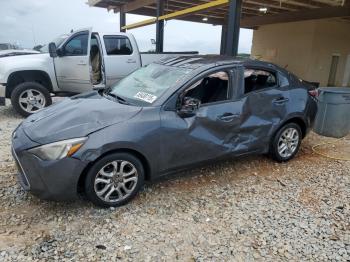  Salvage Toyota Yaris