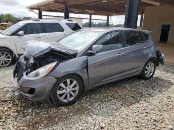  Salvage Hyundai ACCENT