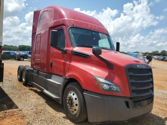  Salvage Freightliner Cascadia 1