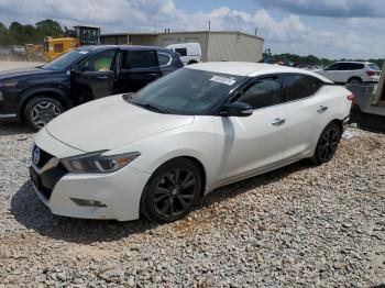  Salvage Nissan Maxima