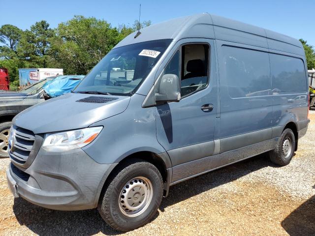  Salvage Mercedes-Benz Sprinter