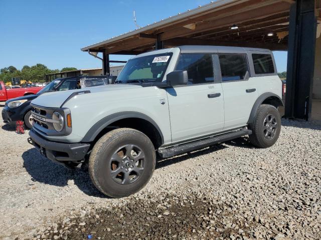  Salvage Ford Bronco