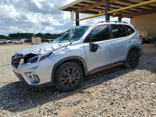  Salvage Subaru Forester