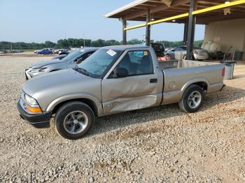  Salvage Chevrolet S-10
