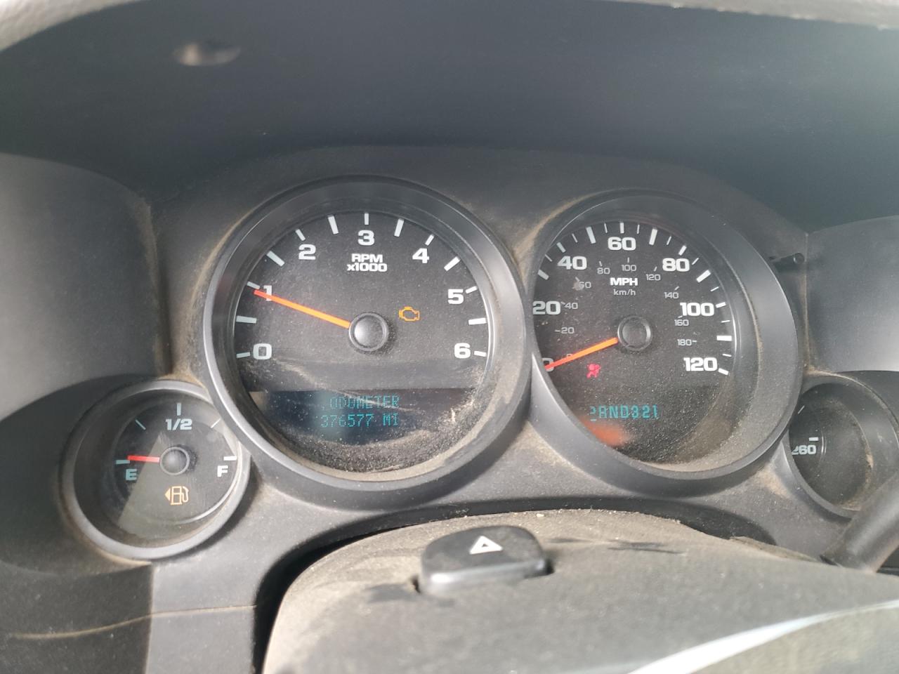 Chevrolet Silverado C1500 Image 4