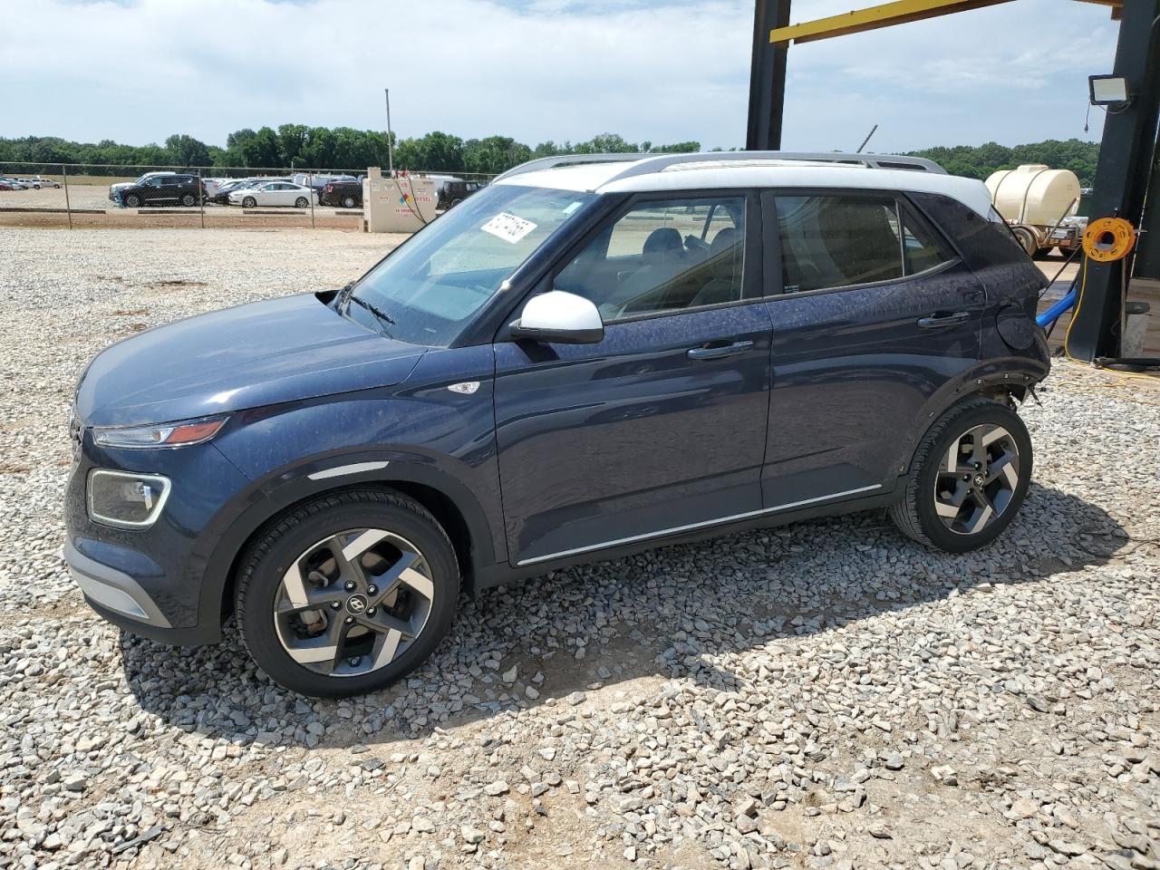 Hyundai VENUE Sel Image 1