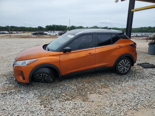  Salvage Nissan Kicks
