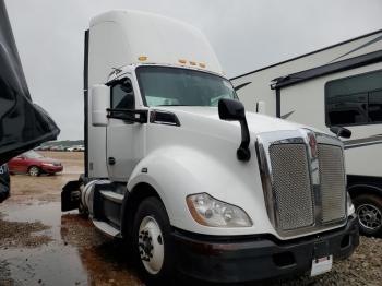  Salvage Kenworth T680