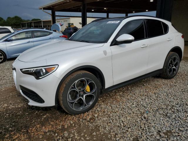  Salvage Alfa Romeo Stelvio