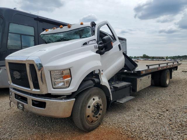 Ford F-650 Super Duty Image 9