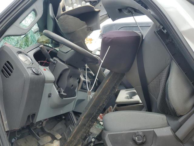 Ford F-650 Super Duty Image 10