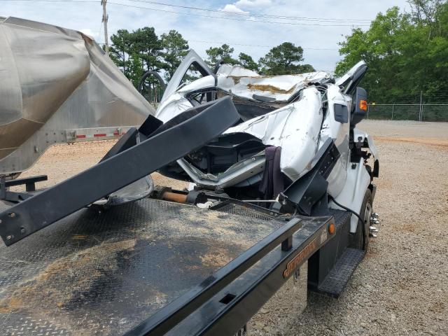 Ford F-650 Super Duty Image 4