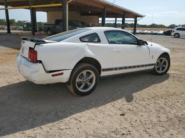 Ford Mustang Image 4