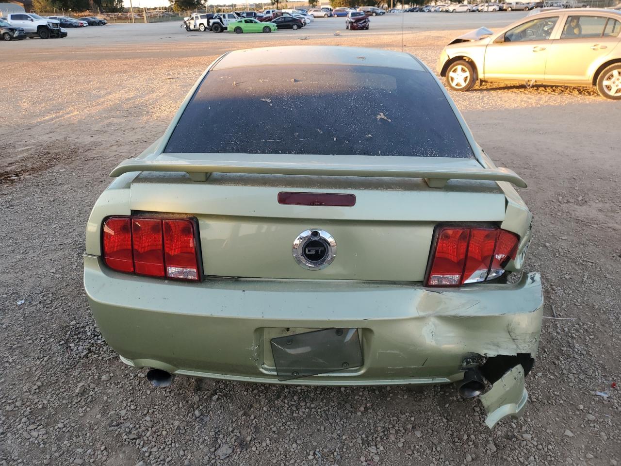 Ford Mustang Gt Image 2