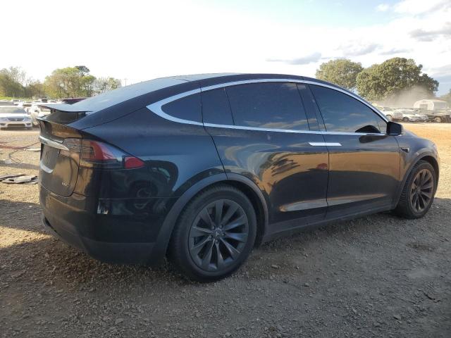 Tesla Model X Image 2