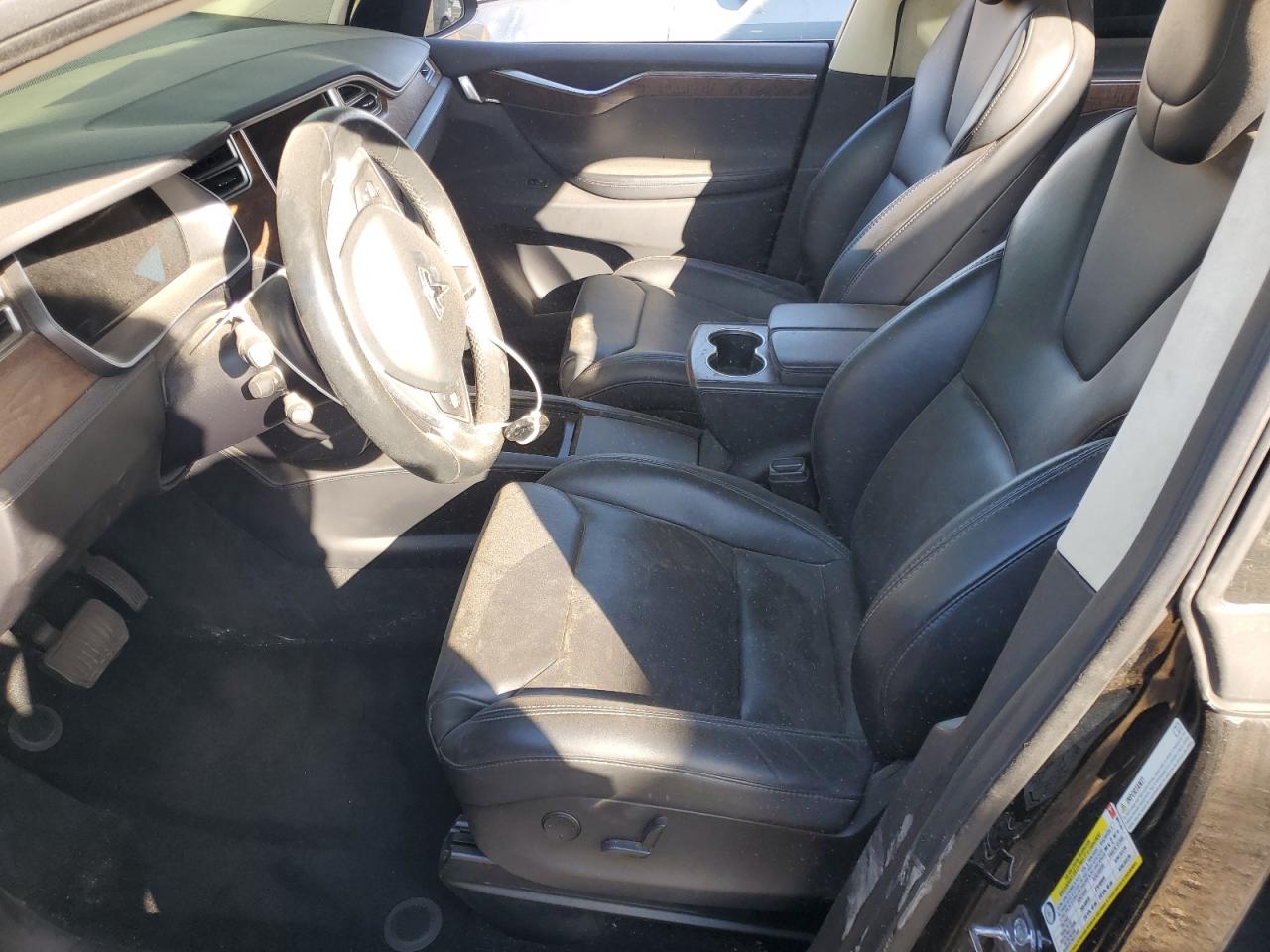 Tesla Model X Image 7