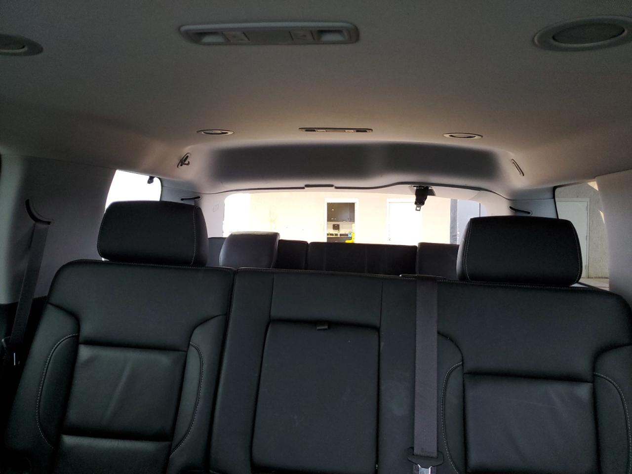 Chevrolet Tahoe C1500 Lt Image 12